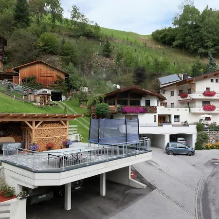 Spacious Apartment With Sauna In Kappl *