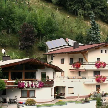 Casa vacanze Spacious Apartment With Sauna In Kappl